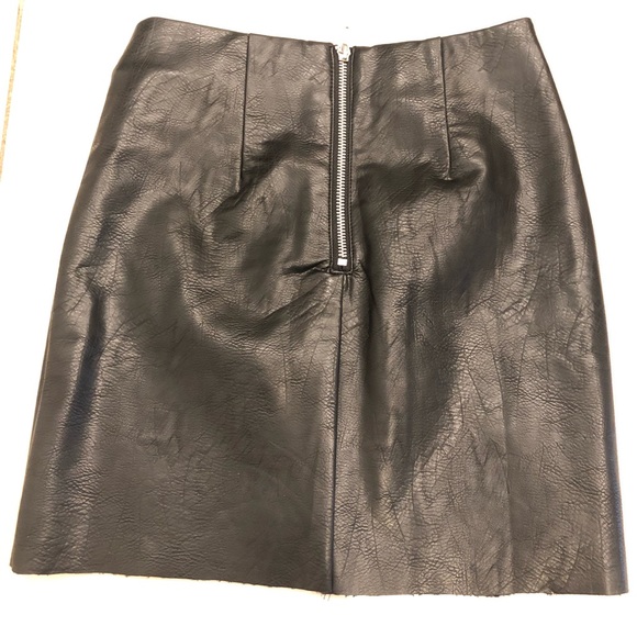 H&M skirt - Picture 2 of 5